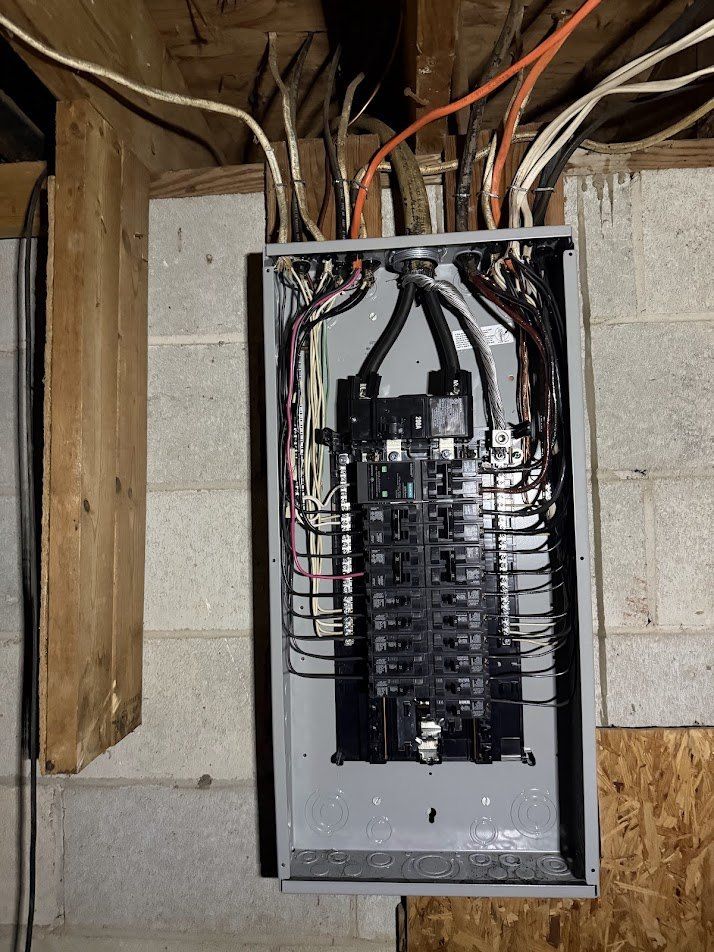New 200-amp panel with neatly routed wiring